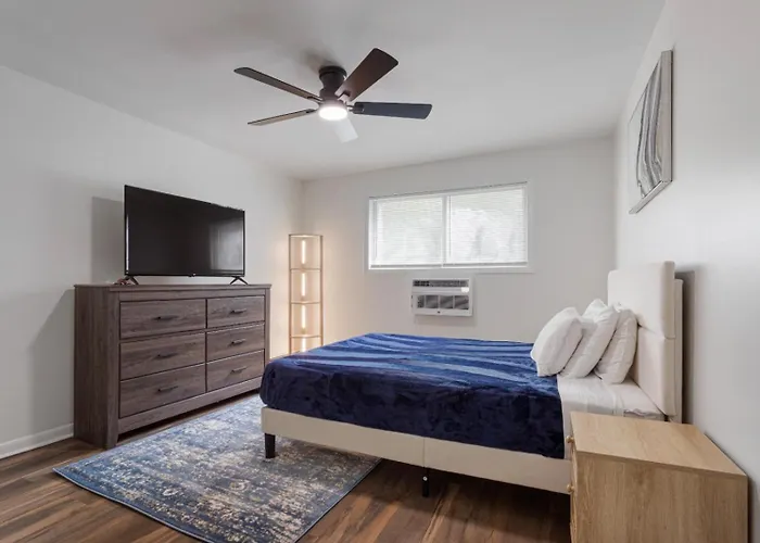 2br,1ba With Modern Amenities Rogers Park And Free Parking Apartamento Chicago